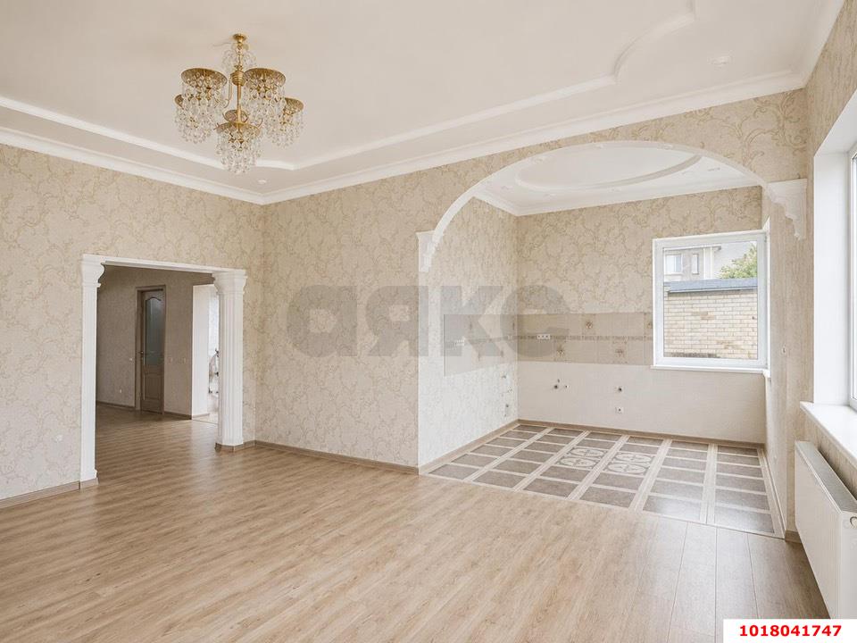 Фото №20: Дом 343&nbsp;м² + 10&nbsp;сот., 2&nbsp;эт. - Краснодар, Прикубанский внутригородской округ, мкр. 2-я Площадка, ул. Взлётная, 23