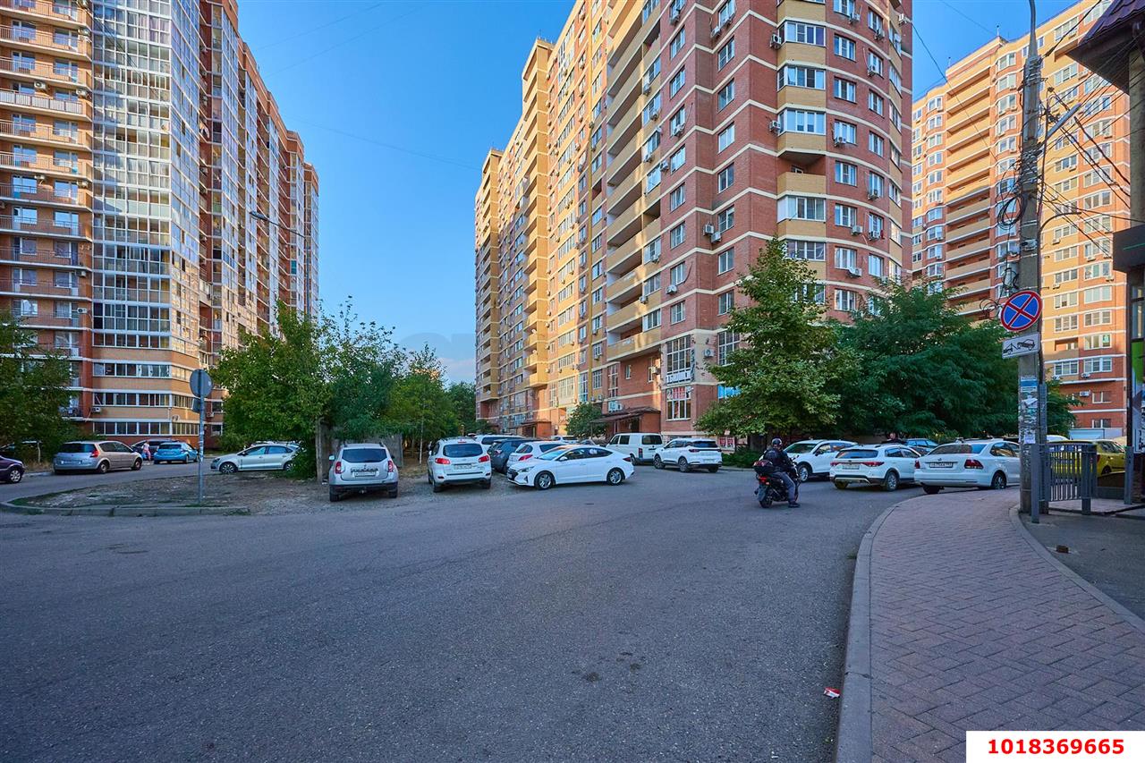 Фото №27: 3-комнатная квартира 93&nbsp;м², 16/17&nbsp;эт. - Краснодар, Прикубанский внутригородской округ, мкр. 9-й километр, пр-д Репина, 1
