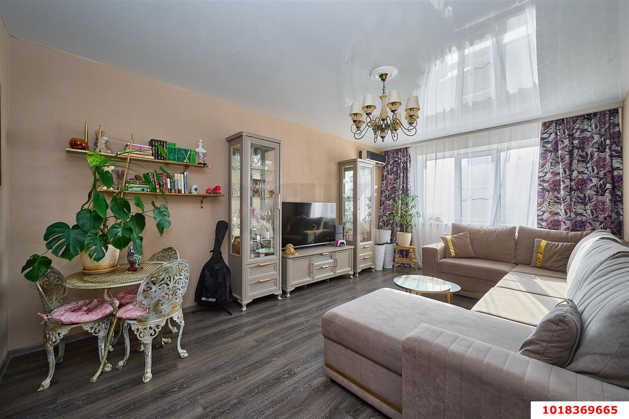 Фото №2: 3-комнатная квартира 93&nbsp;м², 16/17&nbsp;эт. - Краснодар, Прикубанский внутригородской округ, мкр. 9-й километр, пр-д Репина, 1