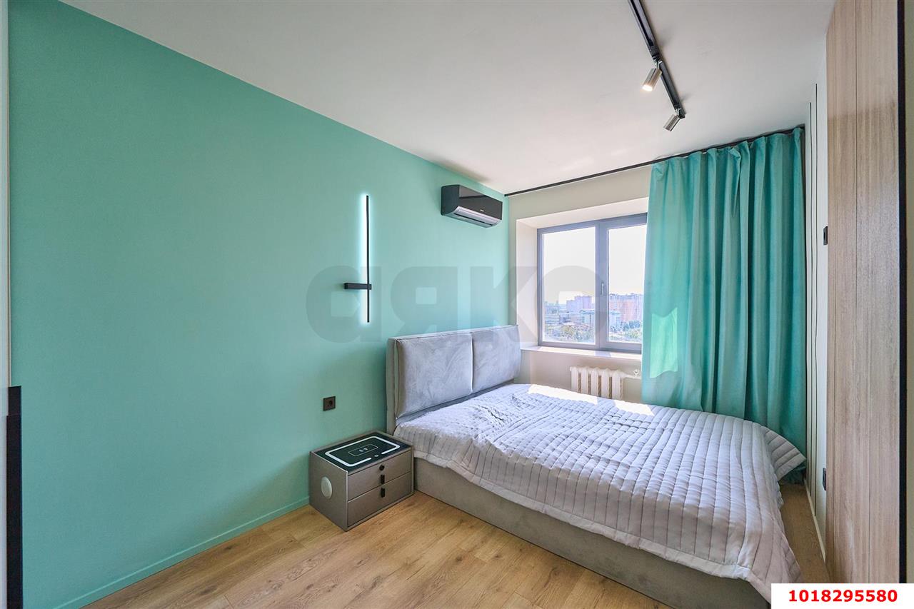 Фото №7: 2-комнатная квартира 55&nbsp;м², 12/12&nbsp;эт. - Краснодар, Центральный внутригородской округ, мкр. Фестивальный, ул. Коммунаров, 298