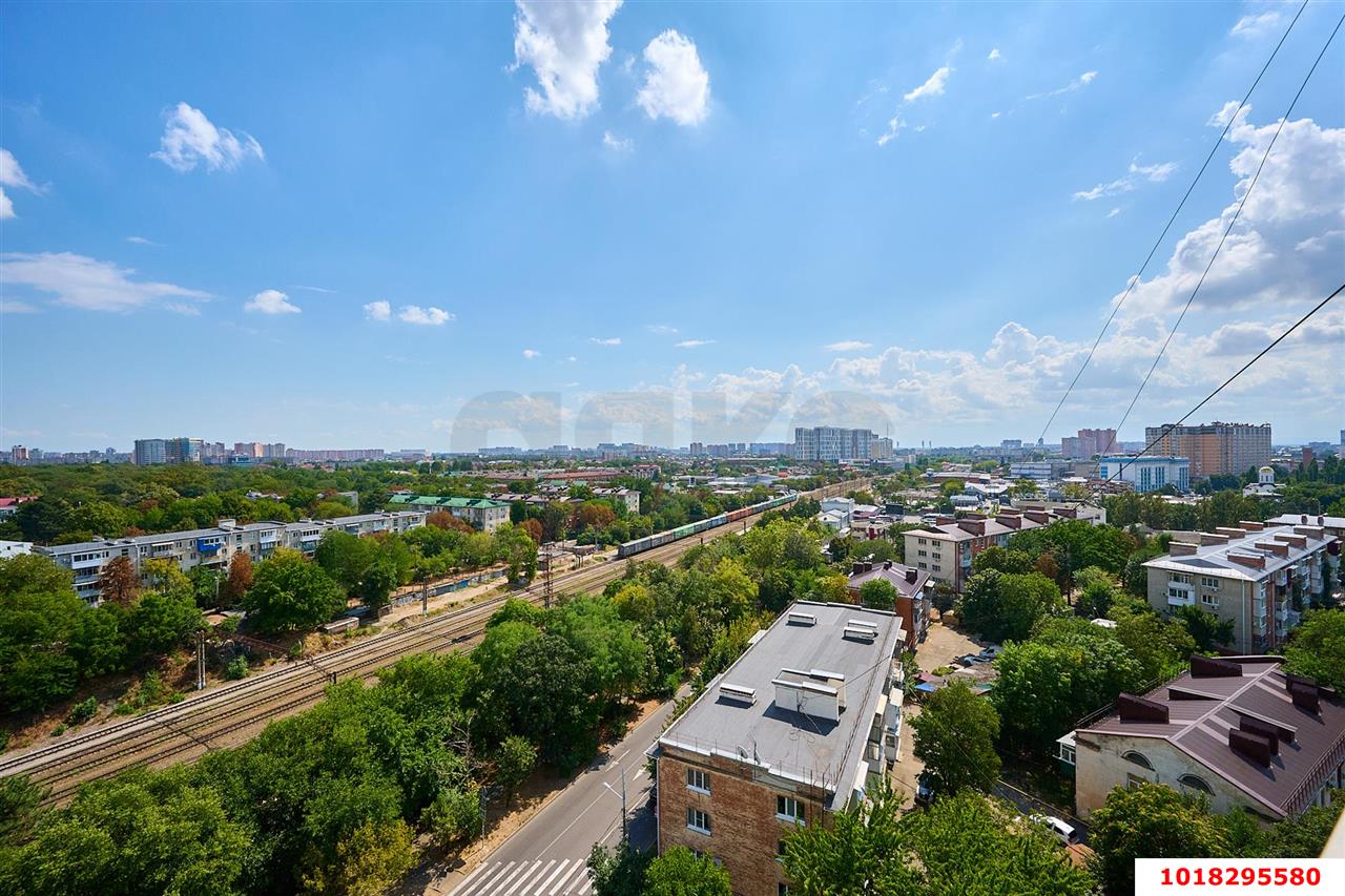 Фото №24: 2-комнатная квартира 55&nbsp;м², 12/12&nbsp;эт. - Краснодар, Центральный внутригородской округ, мкр. Фестивальный, ул. Коммунаров, 298