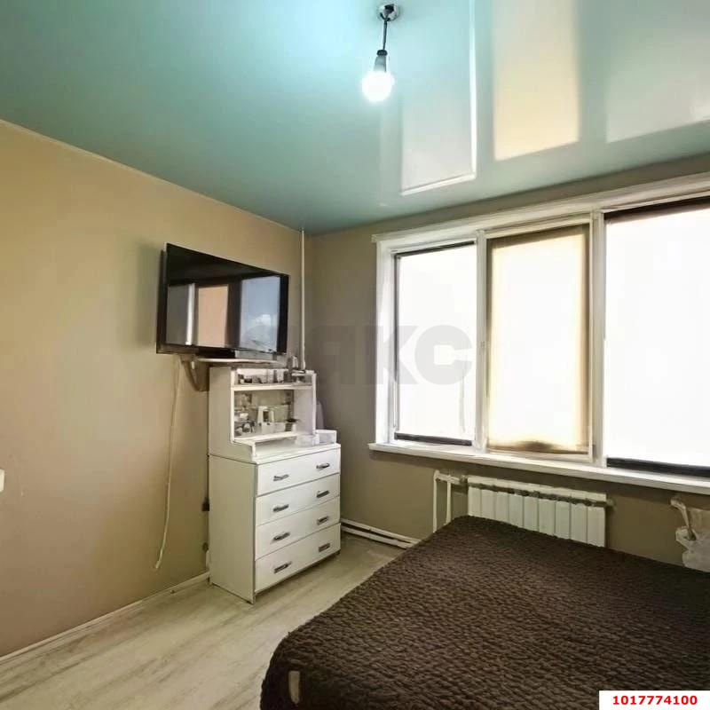 Фото №2: 2-комнатная квартира 55&nbsp;м², 10/12&nbsp;эт. - Краснодар, Карасунский внутригородской округ, мкр. Комсомольский, ул. Уральская, 172