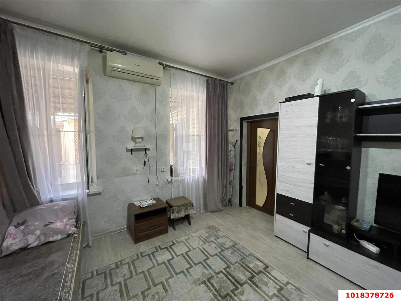 Фото №4: 1-комнатная квартира 30&nbsp;м², 1/2&nbsp;эт. - Краснодар, Центральный внутригородской округ, мкр. Центральный, ул. Митрофана Седина, 73