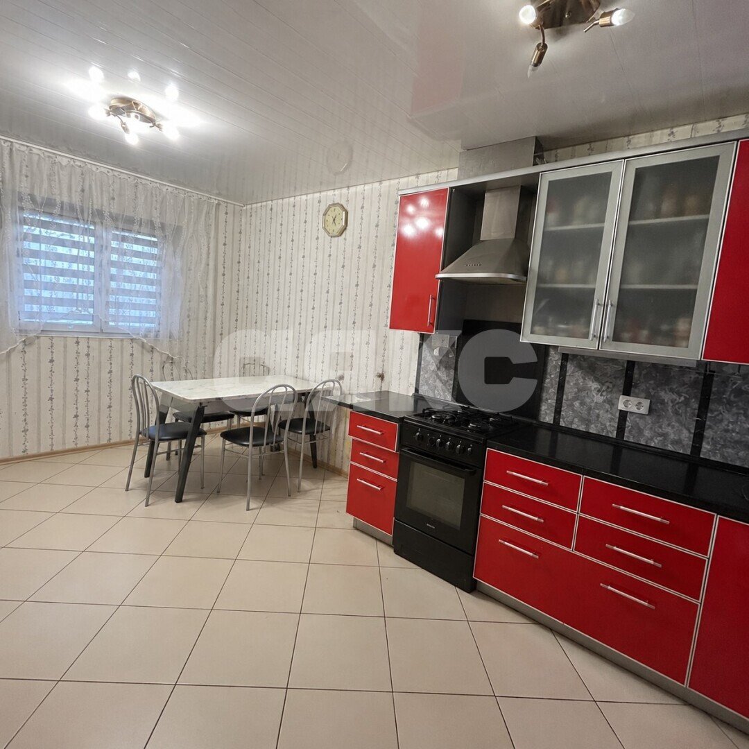 Фото №5: Дом 100&nbsp;м² + 4&nbsp;сот., 2&nbsp;эт. - Новокубанск, ул. Красина, 21