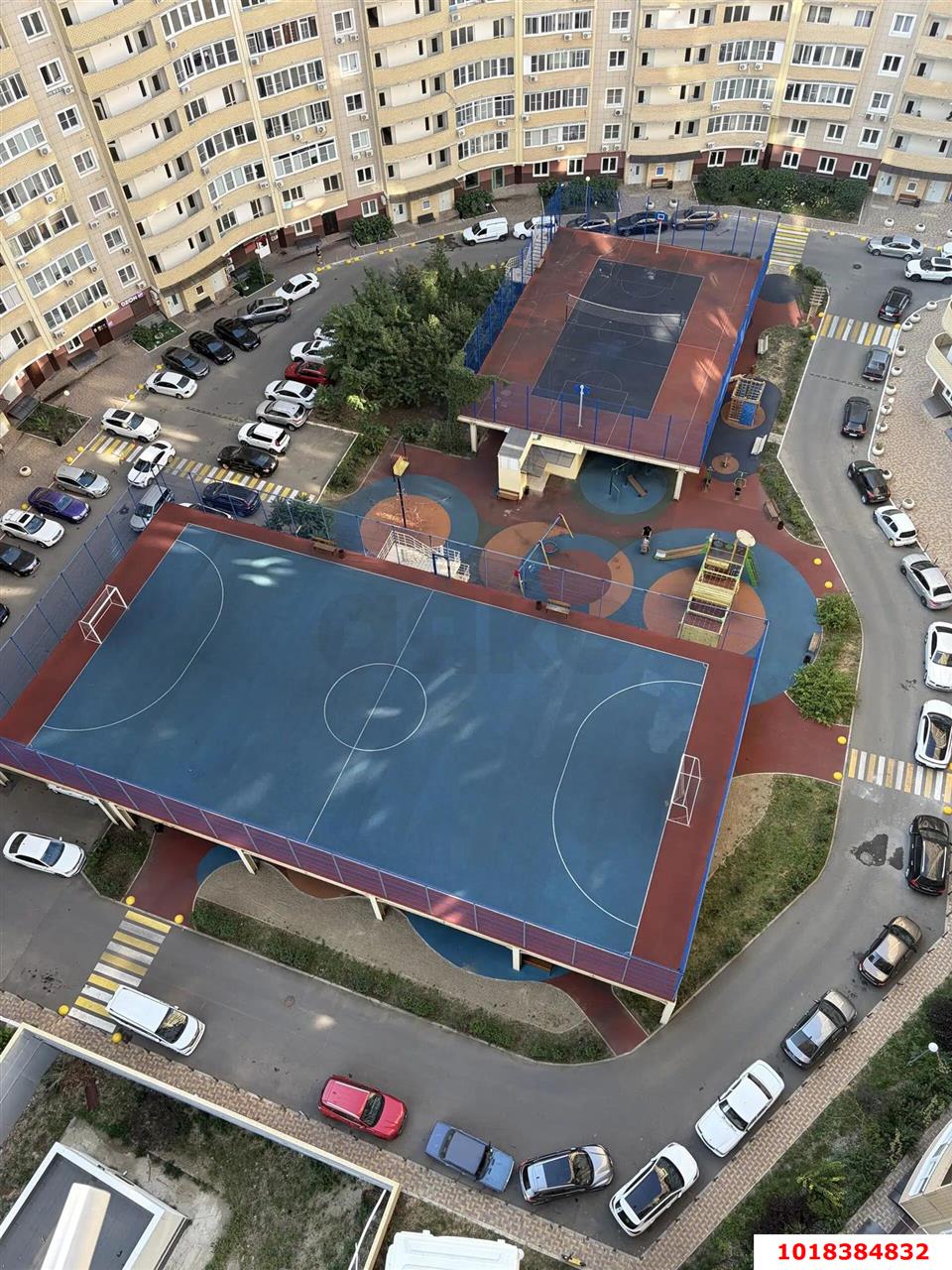 Фото №1: 1-комнатная квартира 61&nbsp;м², 18/22&nbsp;эт. - Краснодар, Центральный внутригородской округ, Дубинка, жилой комплекс Радонеж, мкр. Черёмушки, ул. Вишняковой, 1/23к1
