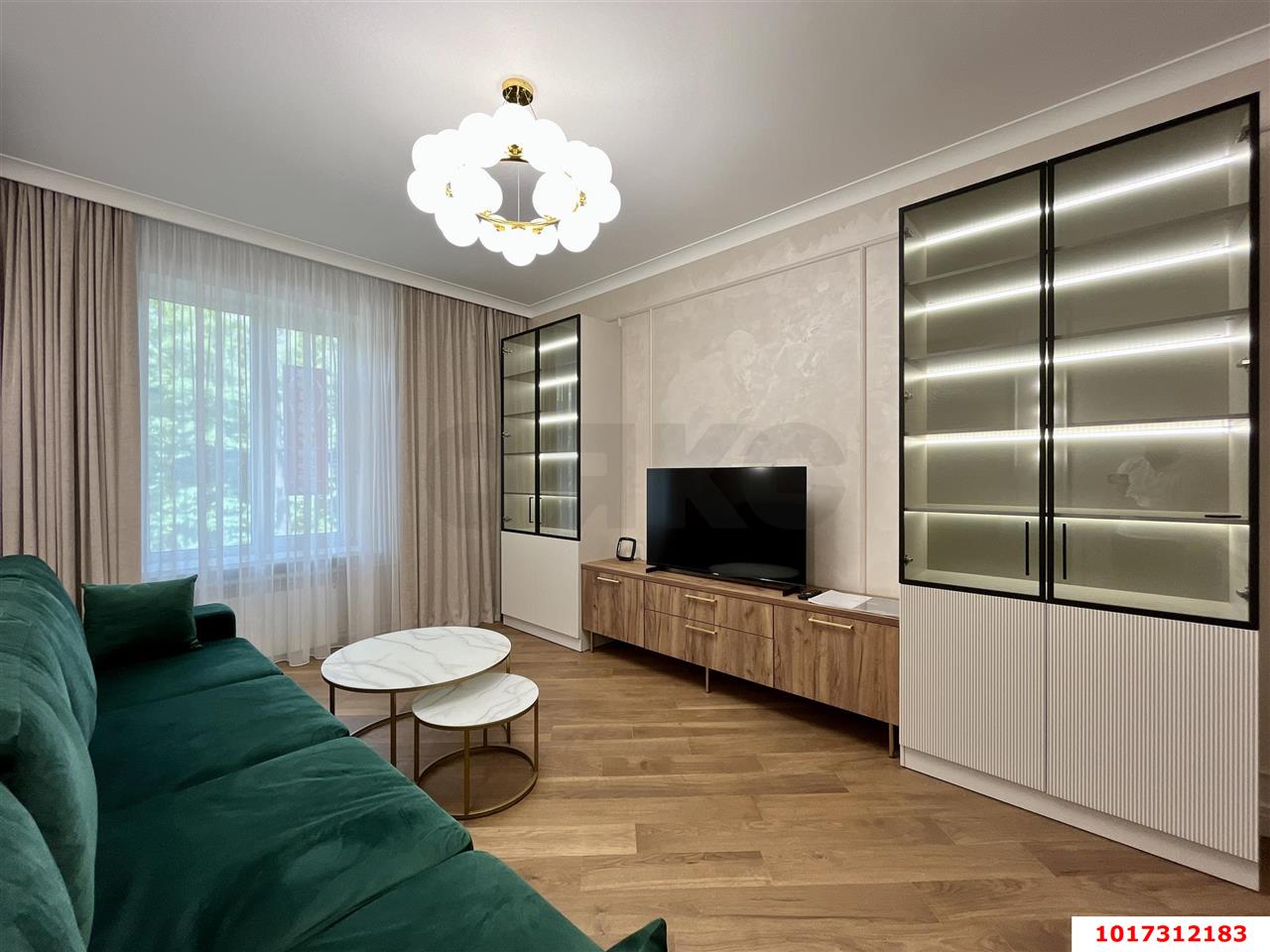 Фото №1: 3-комнатная квартира 73&nbsp;м², 2/5&nbsp;эт. - Краснодар, мкр. Центральный внутригородской округ, ул. Красная, 204