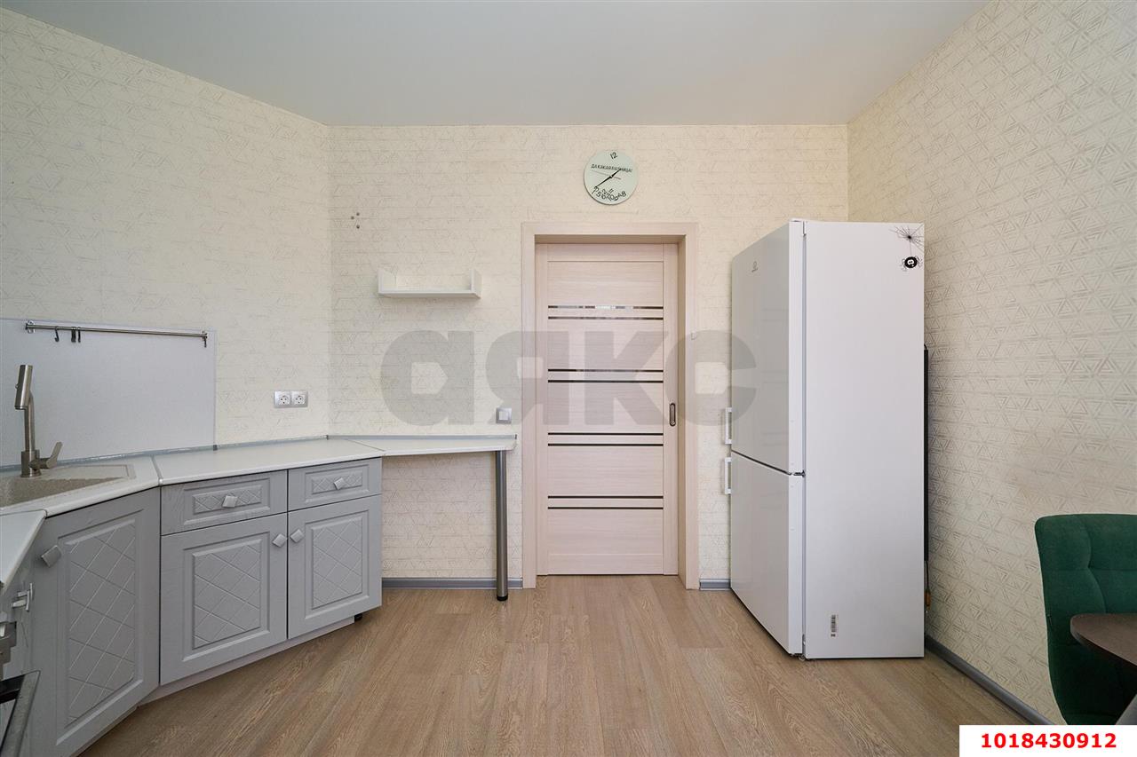 Фото №5: 2-комнатная квартира 60&nbsp;м², 4/4&nbsp;эт. - Новая Адыгея, мкр. жилой комплекс Родной Дом, ул. Бжегокайская, 31/2к4
