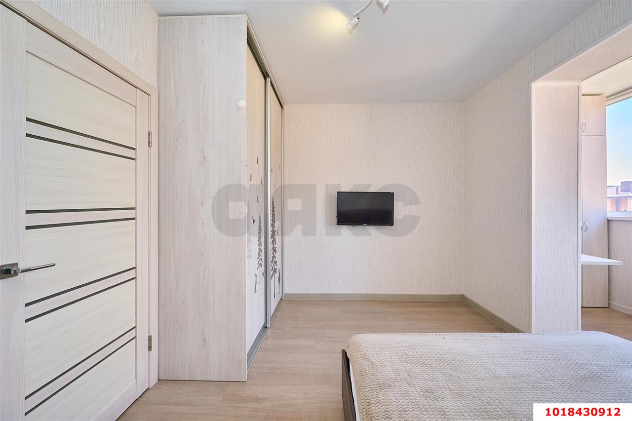 Фото №1: 2-комнатная квартира 60&nbsp;м², 4/4&nbsp;эт. - Новая Адыгея, мкр. жилой комплекс Родной Дом, ул. Бжегокайская, 31/2к4