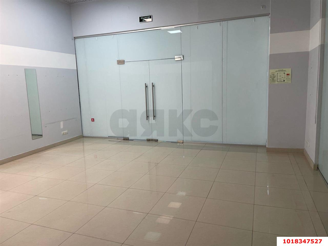 Фото №2: Торговое помещение 43&nbsp;м², 2/5&nbsp;эт. - Краснодар, Карасунский внутригородской округ, мкр. Комсомольский, ул. Тюляева, 2