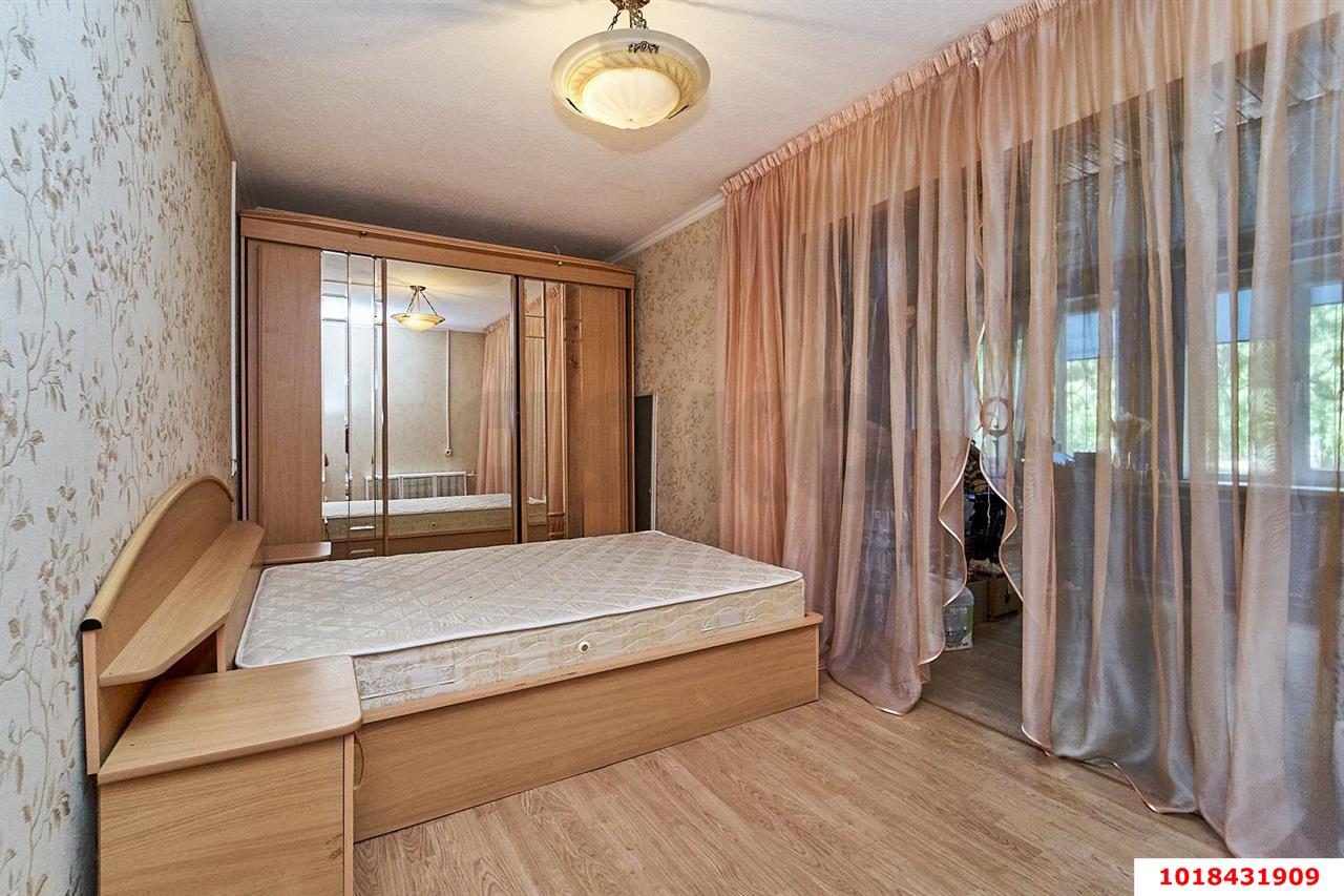 Фото №5: 4-комнатная квартира 78&nbsp;м², 1/5&nbsp;эт. - Краснодар, Прикубанский внутригородской округ, мкр. Славянский, ул. Славянская, 79