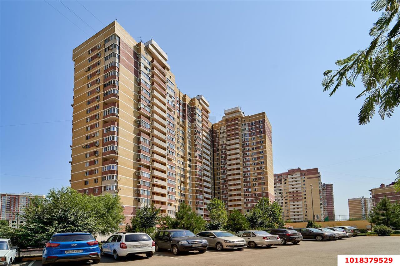 Фото №6: 2-комнатная квартира 67&nbsp;м², 10/23&nbsp;эт. - Краснодар, Карасунский внутригородской округ, мкр. Почтовый, пр-кт имени писателя Знаменского, 20