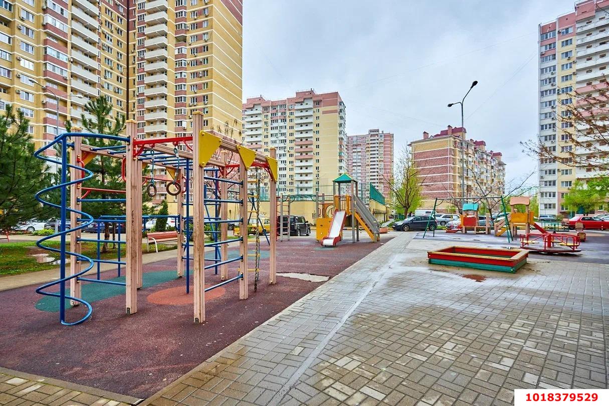 Фото №8: 2-комнатная квартира 67&nbsp;м², 10/23&nbsp;эт. - Краснодар, Карасунский внутригородской округ, мкр. Почтовый, пр-кт имени писателя Знаменского, 20