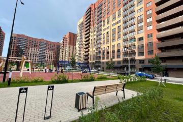 Фото №1: Студия 60 м², 1/16 эт. - Краснодар, мкр. ЖК Смородина, ул. Владимира Жириновского, 1