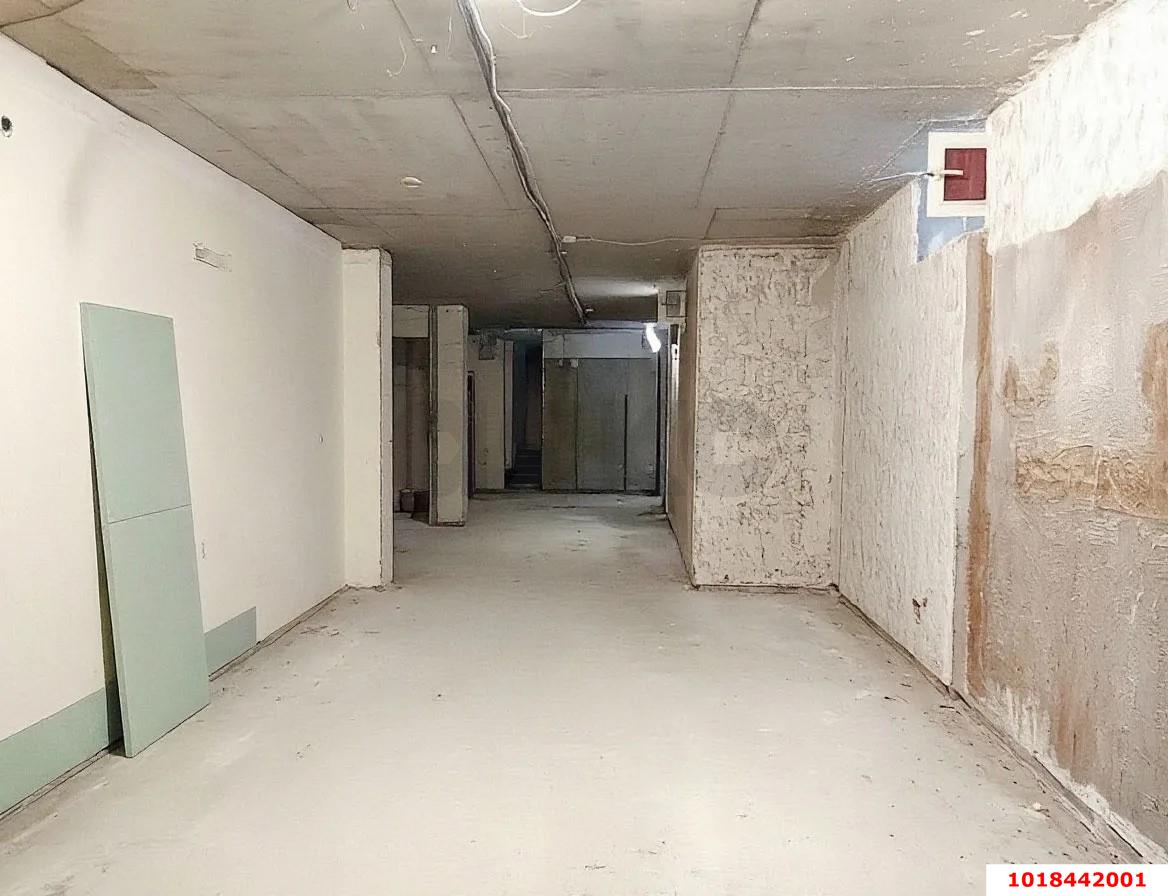 Фото №6: Торговое помещение 271&nbsp;м², 1/4&nbsp;эт. - Краснодар, Центральный внутригородской округ, мкр. Покровка, ул. Северная, 425