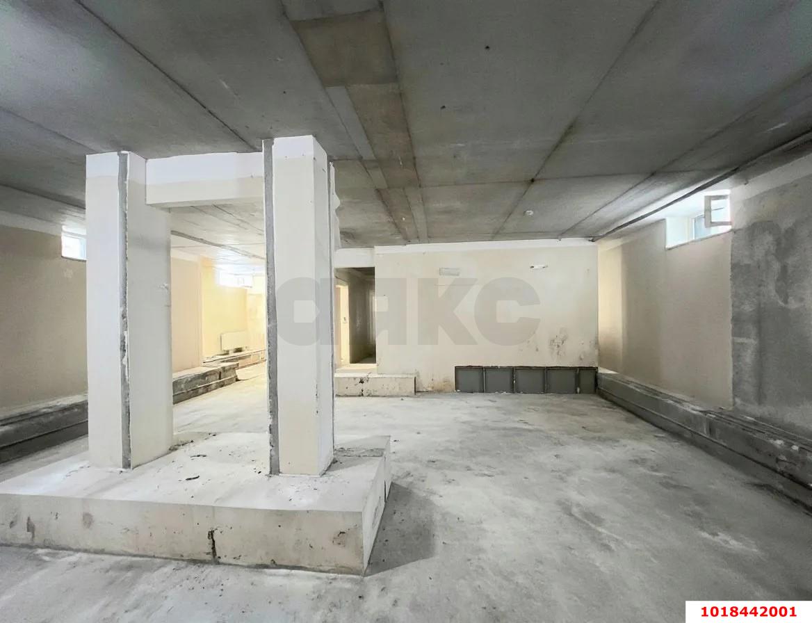 Фото №7: Торговое помещение 271&nbsp;м², 1/4&nbsp;эт. - Краснодар, Центральный внутригородской округ, мкр. Покровка, ул. Северная, 425
