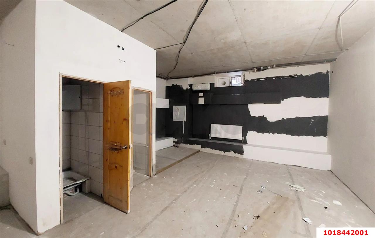 Фото №5: Торговое помещение 271&nbsp;м², 1/4&nbsp;эт. - Краснодар, Центральный внутригородской округ, мкр. Покровка, ул. Северная, 425