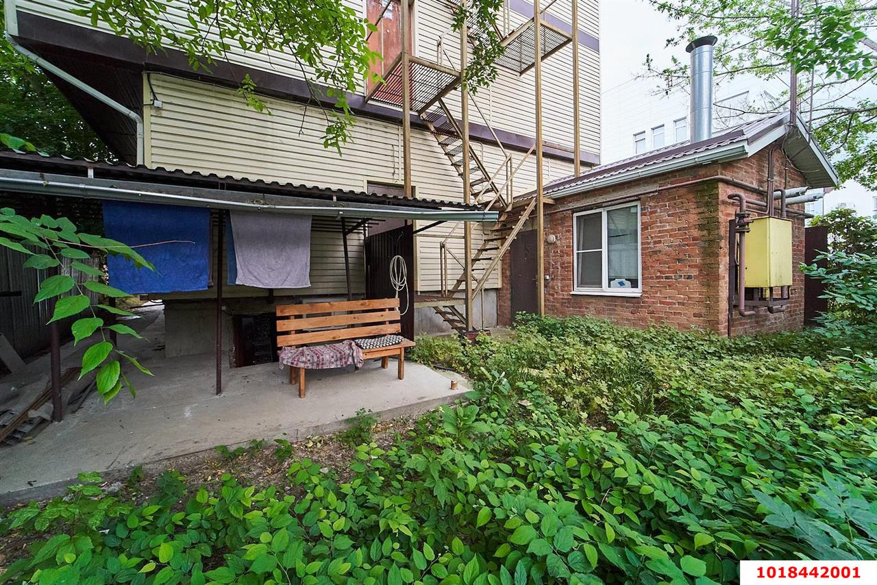 Фото №2: Торговое помещение 271&nbsp;м², 1/4&nbsp;эт. - Краснодар, Центральный внутригородской округ, мкр. Покровка, ул. Северная, 425