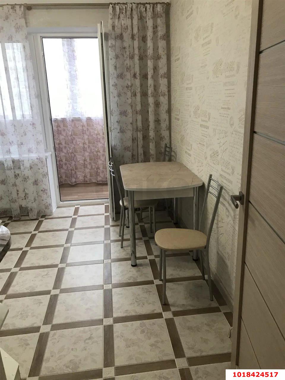 Фото №4: 1-комнатная квартира 43&nbsp;м², 6/8&nbsp;эт. - Краснодар, Прикубанский внутригородской округ, Славянский, мкр. Светлоград, ул. Красных Партизан, 1/4к12
