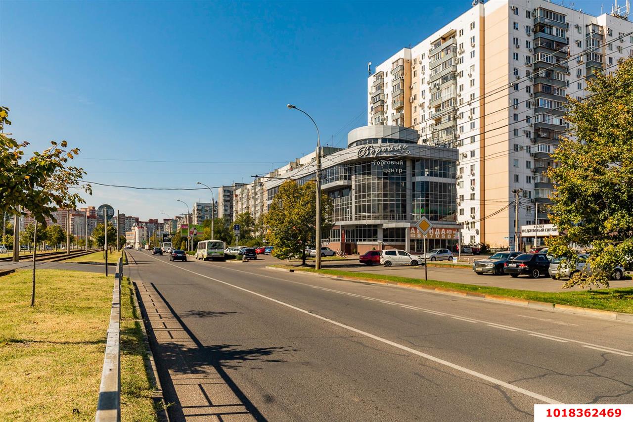 Фото №10: 1-комнатная квартира 36&nbsp;м², 3/9&nbsp;эт. - Краснодар, Западный внутригородской округ, мкр. Юбилейный, ул. Думенко, 14