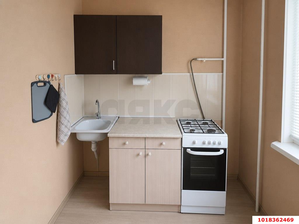 Фото №4: 1-комнатная квартира 36&nbsp;м², 3/9&nbsp;эт. - Краснодар, Западный внутригородской округ, мкр. Юбилейный, ул. Думенко, 14