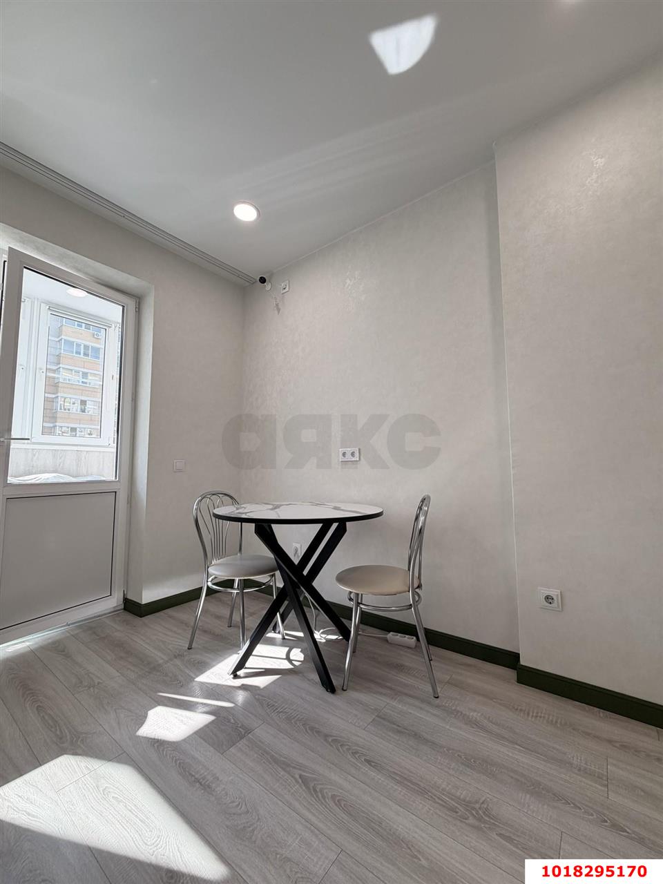 Фото №4: 1-комнатная квартира 37&nbsp;м², 2/8&nbsp;эт. - Краснодар, Прикубанский внутригородской округ, Славянский, мкр. Светлоград, ул. Красных Партизан, 1/4к12