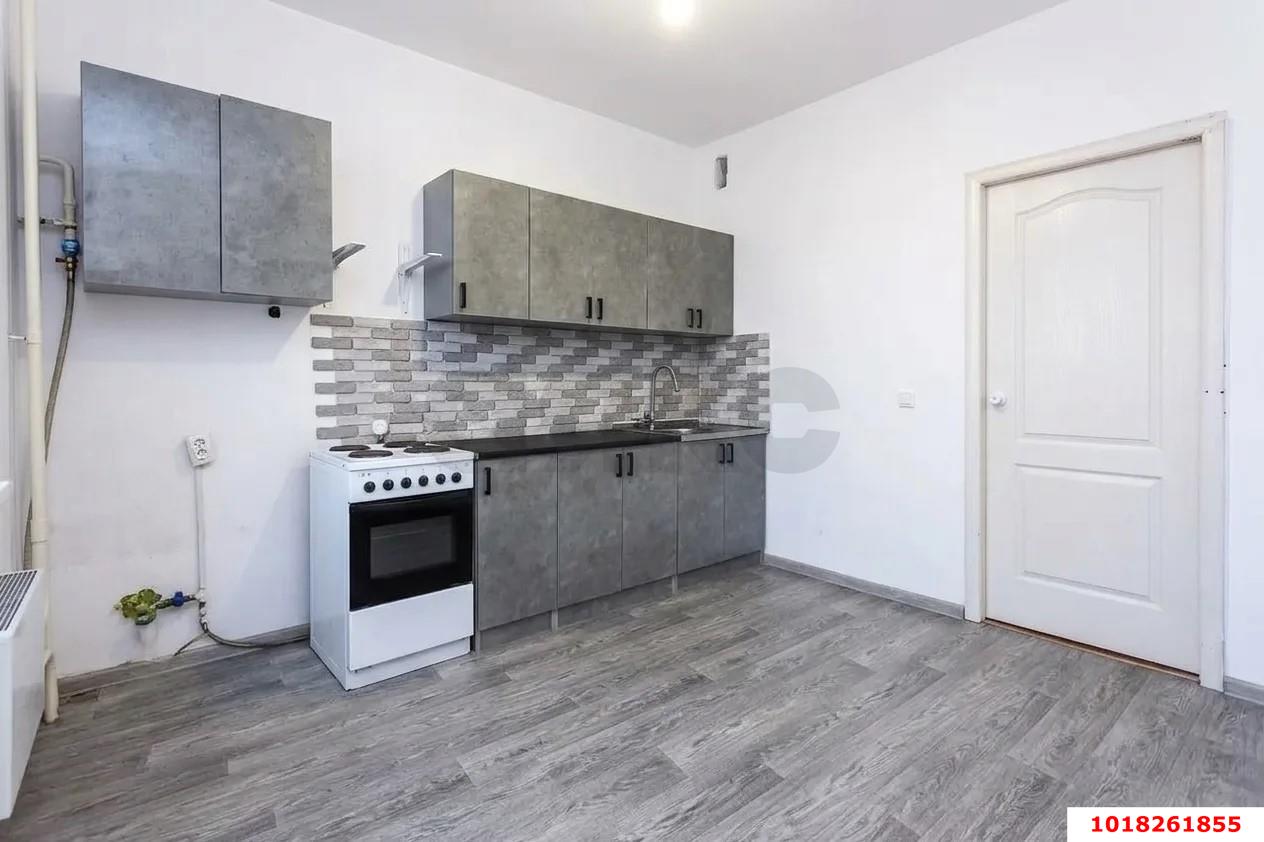 Фото №1: 1-комнатная квартира 41&nbsp;м², 13/14&nbsp;эт. - Краснодар, Прикубанский внутригородской округ, мкр. Завод Измерительных Приборов, ул. Зиповская, 68