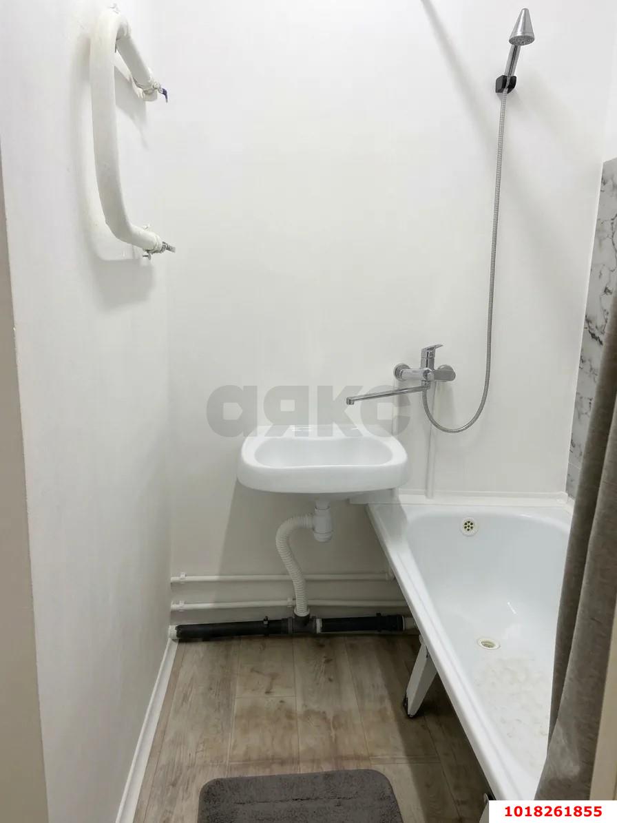 Фото №6: 1-комнатная квартира 41&nbsp;м², 13/14&nbsp;эт. - Краснодар, Прикубанский внутригородской округ, мкр. Завод Измерительных Приборов, ул. Зиповская, 68