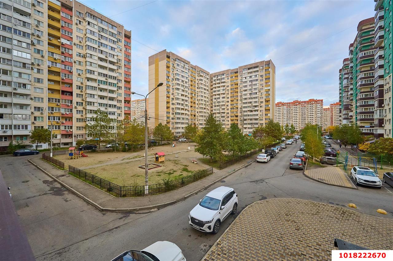 Фото №17: 3-комнатная квартира 82&nbsp;м², 2/16&nbsp;эт. - Краснодар, Прикубанский внутригородской округ, Восточно-Кругликовский, мкр. ЖК Пируэт, ул. имени 40-летия Победы, 97/1