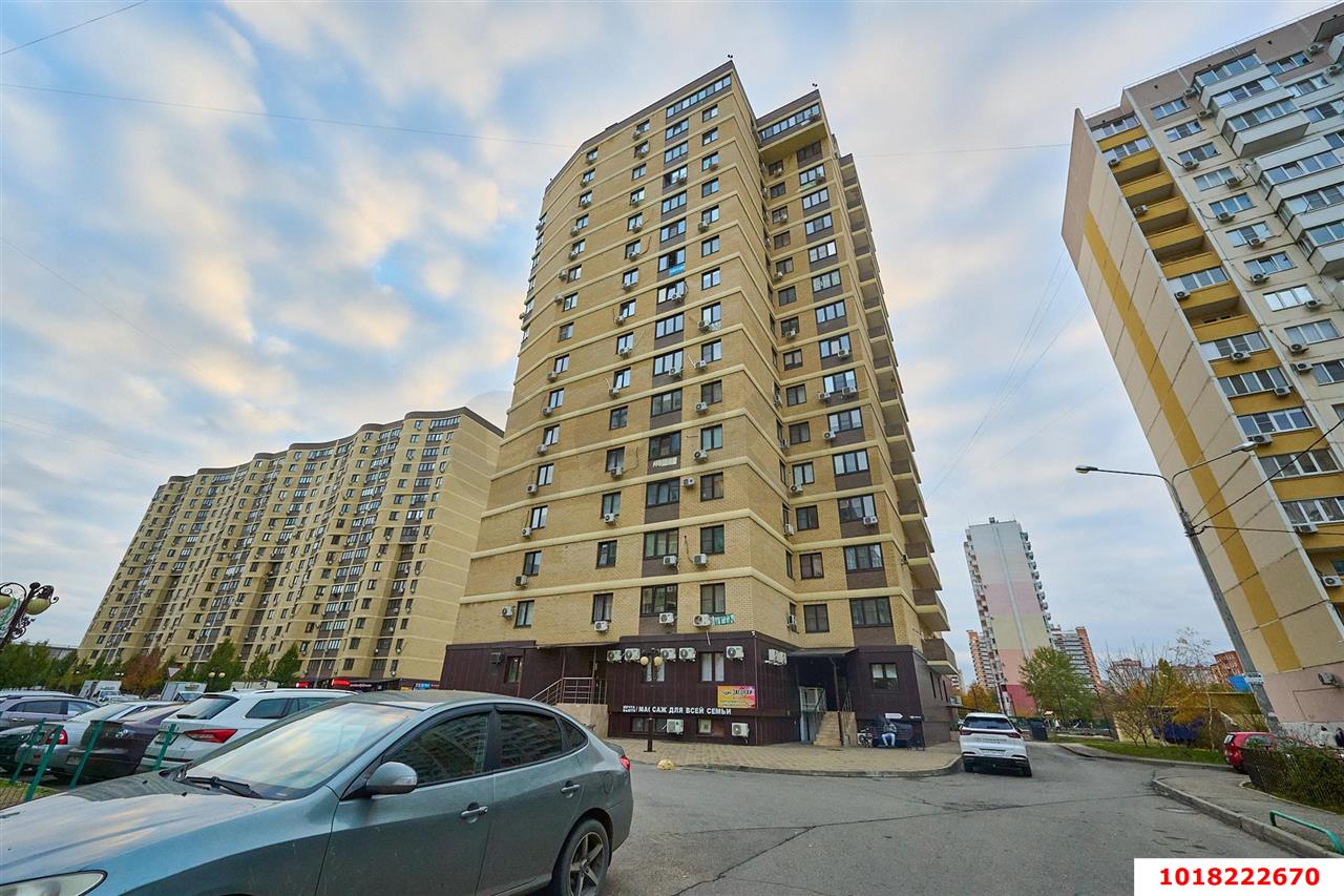 Фото №16: 3-комнатная квартира 82&nbsp;м², 2/16&nbsp;эт. - Краснодар, Прикубанский внутригородской округ, Восточно-Кругликовский, мкр. ЖК Пируэт, ул. имени 40-летия Победы, 97/1