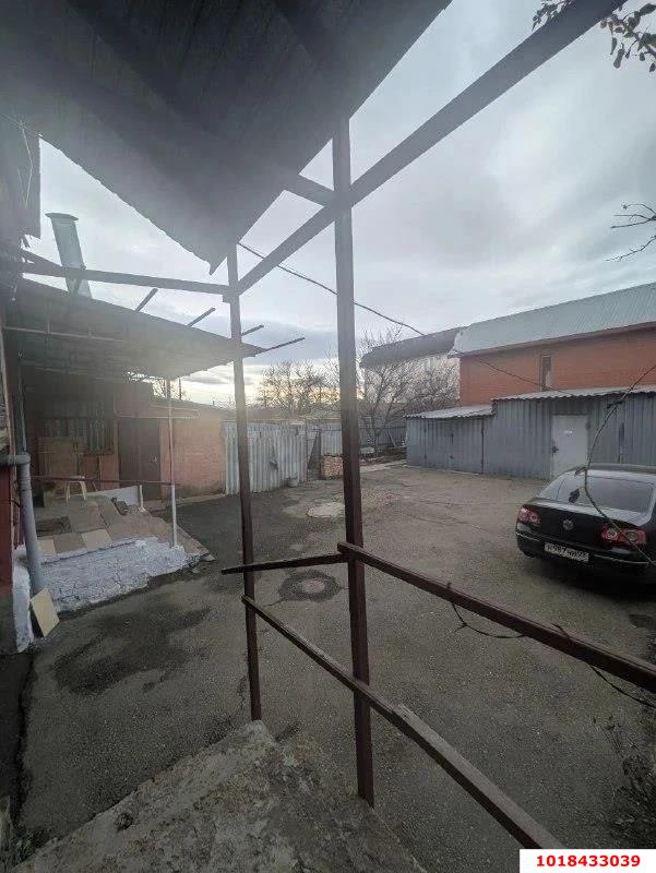 Фото №5: 1-комнатная квартира 16&nbsp;м², 1/2&nbsp;эт. - Краснодар, Западный внутригородской округ, мкр. Центральный, ул. Чкалова, 149