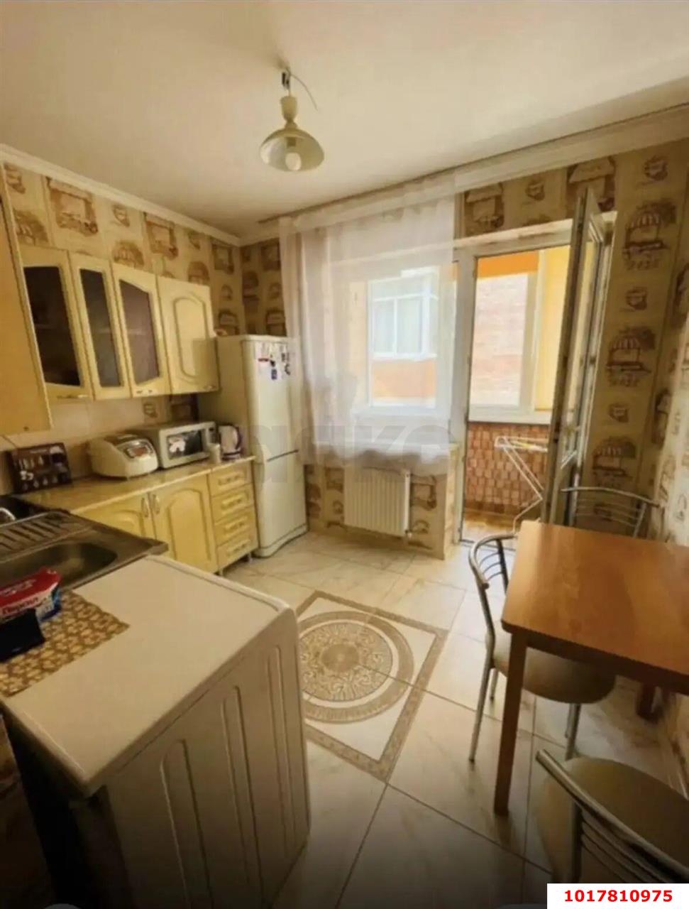 Фото №1: 1-комнатная квартира 34&nbsp;м², 4/5&nbsp;эт. - Краснодар, Прикубанский внутригородской округ, мкр. Музыкальный, пр-д Ангарский, 13