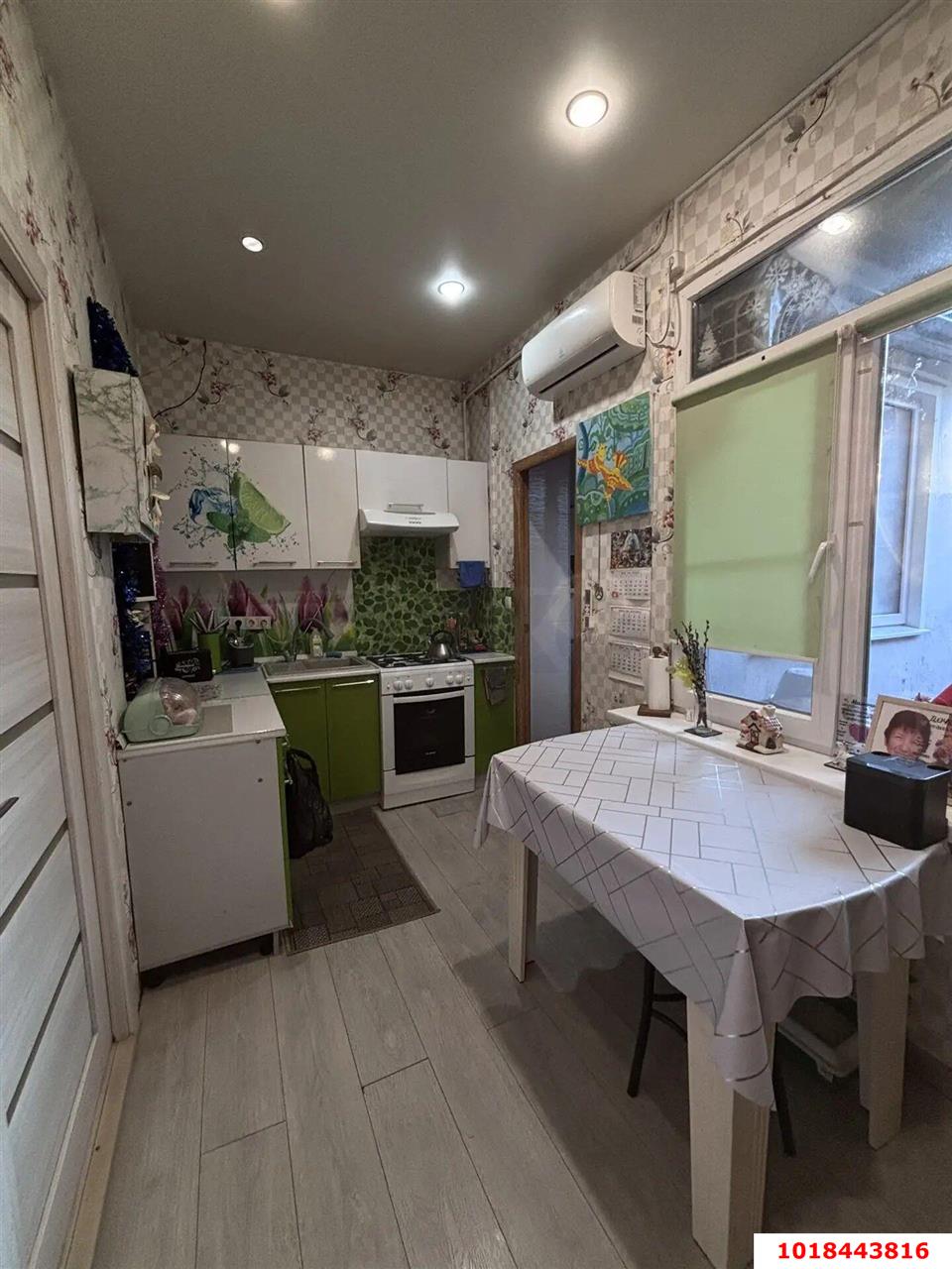 Фото №3: 2-комнатная квартира 43&nbsp;м², 1/2&nbsp;эт. - Краснодар, Центральный внутригородской округ, мкр. Центральный, ул. Коммунаров, 151