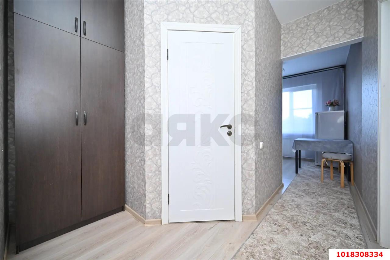 Фото №11: 1-комнатная квартира 35&nbsp;м², 1/4&nbsp;эт. - Краснодар, Прикубанский внутригородской округ, Калинино, мкр. Завод Радиоизмерительных Приборов, ул. 1 Мая, 388
