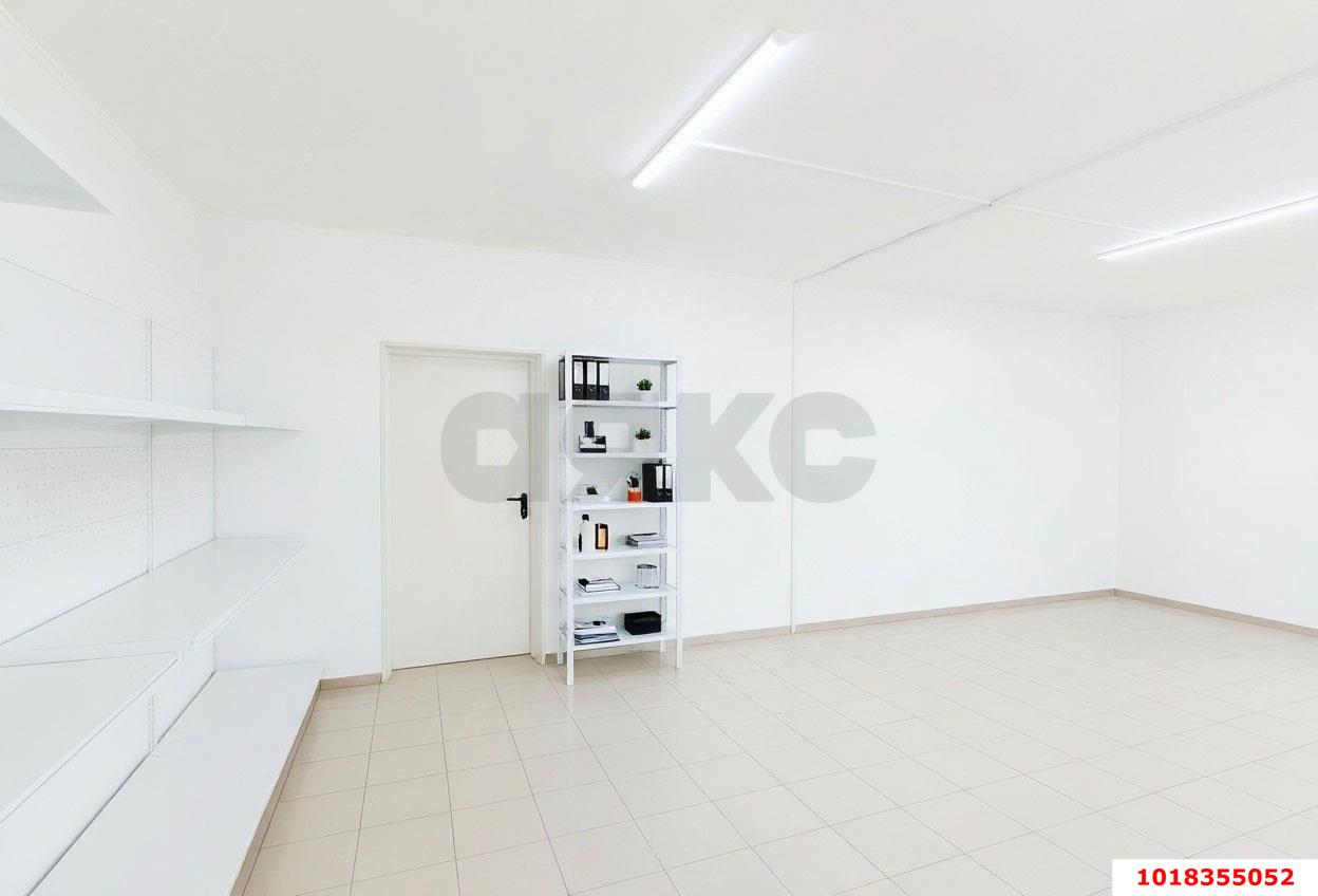 Фото №6: Отдельное здание 90&nbsp;м², 1/2&nbsp;эт. - Краснодар, Прикубанский внутригородской округ, мкр. Славянский, ул. имени Толбухина, 122