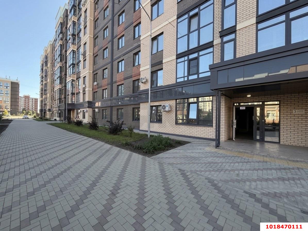 Фото №1: 1-комнатная квартира 40&nbsp;м², 9/10&nbsp;эт. - Краснодар, Прикубанский внутригородской округ, мкр. жилой комплекс Облака, ул. имени Генерала Корнилова, 9
