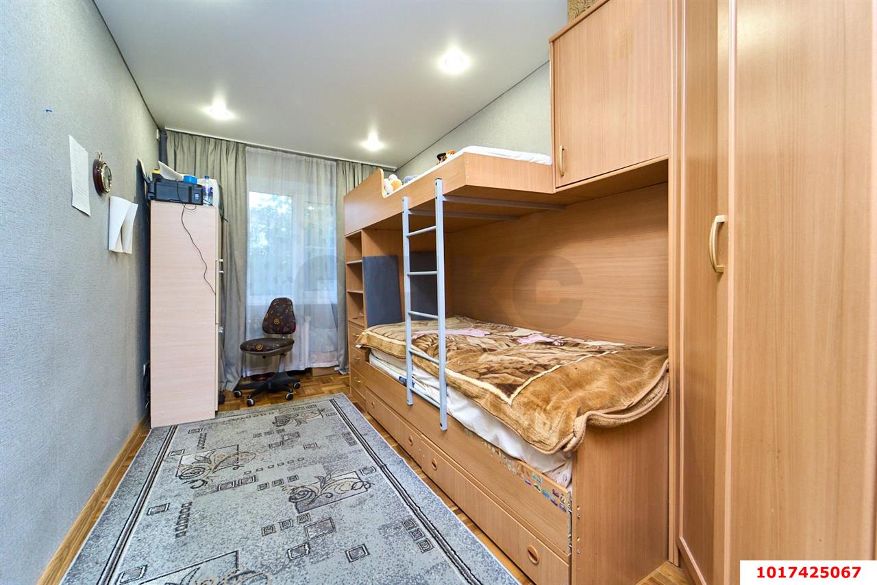 Фото №5: 3-комнатная квартира 55&nbsp;м², 4/5&nbsp;эт. - Краснодар, мкр. Центральный внутригородской округ, ул. Красная, 206