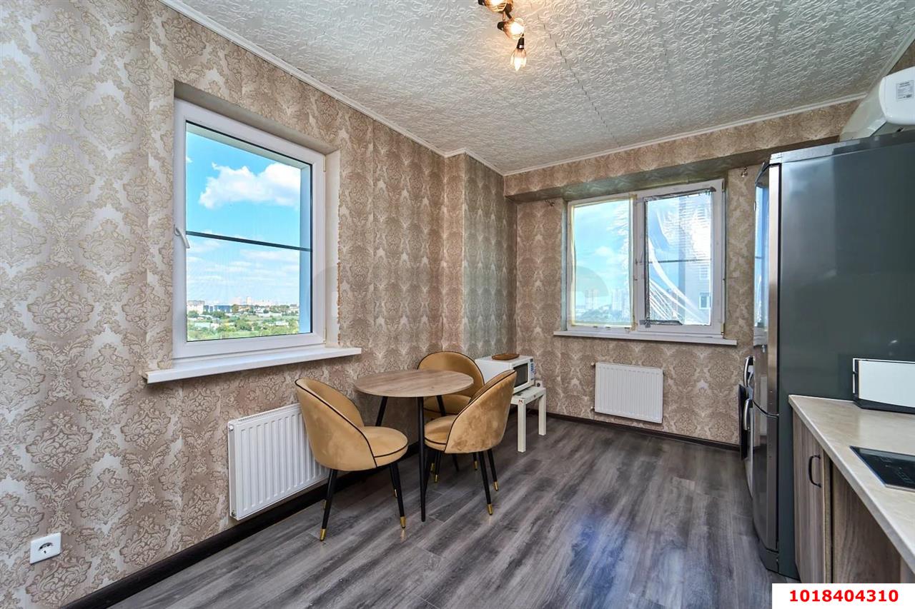 Фото №7: 2-комнатная квартира 75&nbsp;м², 10/17&nbsp;эт. - Краснодар, Карасунский внутригородской округ, ЖК Грин Парк, мкр. Участок № 35, ул. имени Дмитрия Благоева, 29к2