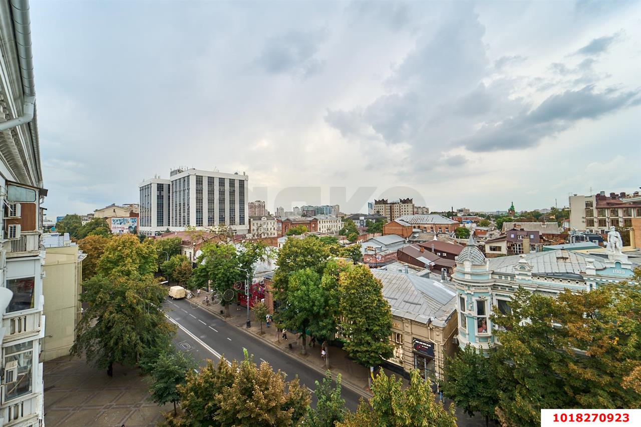 Фото №14: 2-комнатная квартира 50&nbsp;м², 5/5&nbsp;эт. - Краснодар, Центральный внутригородской округ, мкр. Центральный, ул. Красная, 78