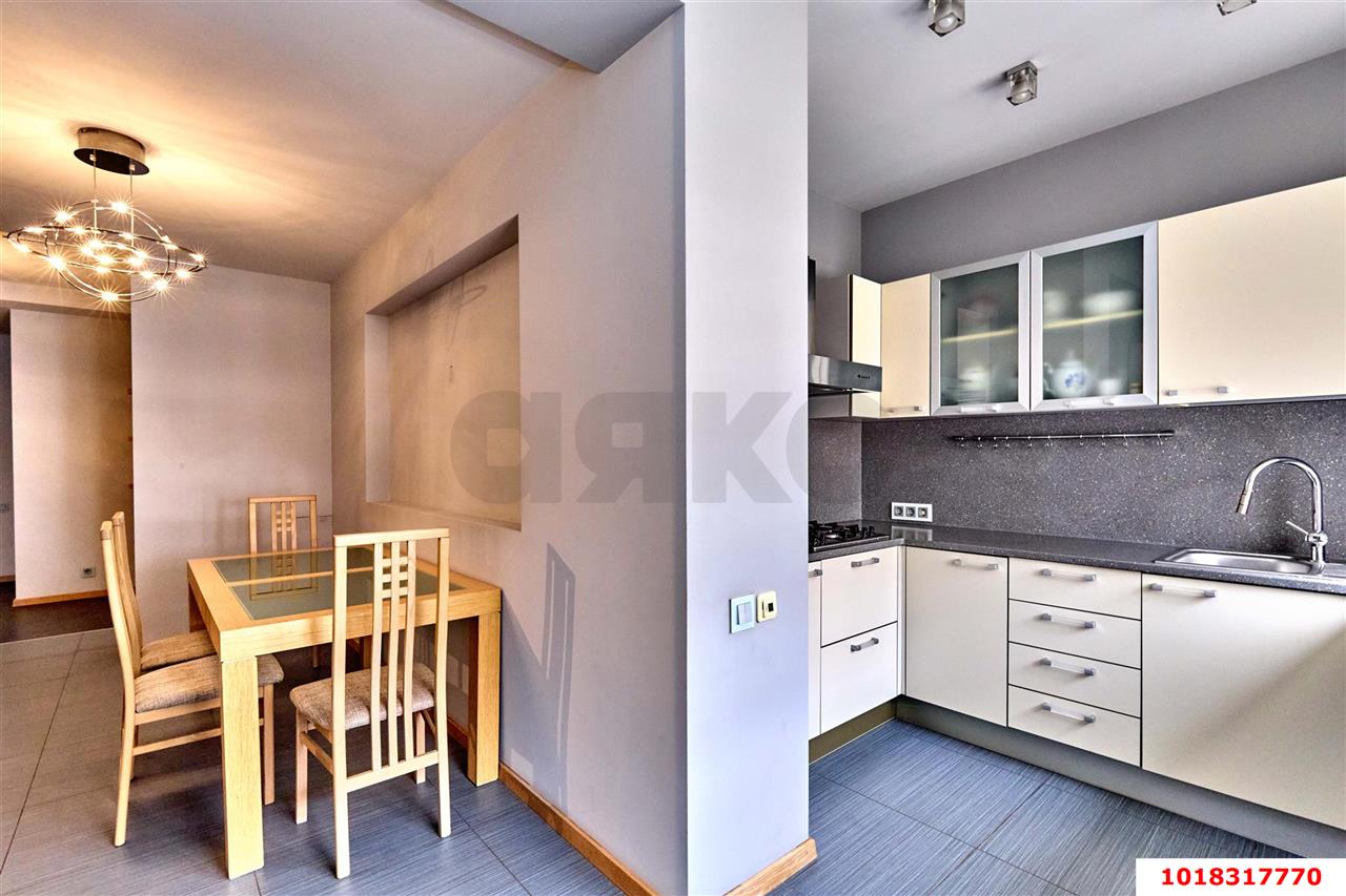 Фото №9: 2-комнатная квартира 81&nbsp;м², 5/6&nbsp;эт. - Краснодар, Западный внутригородской округ, мкр. Фестивальный, ул. имени Тургенева, 138/3