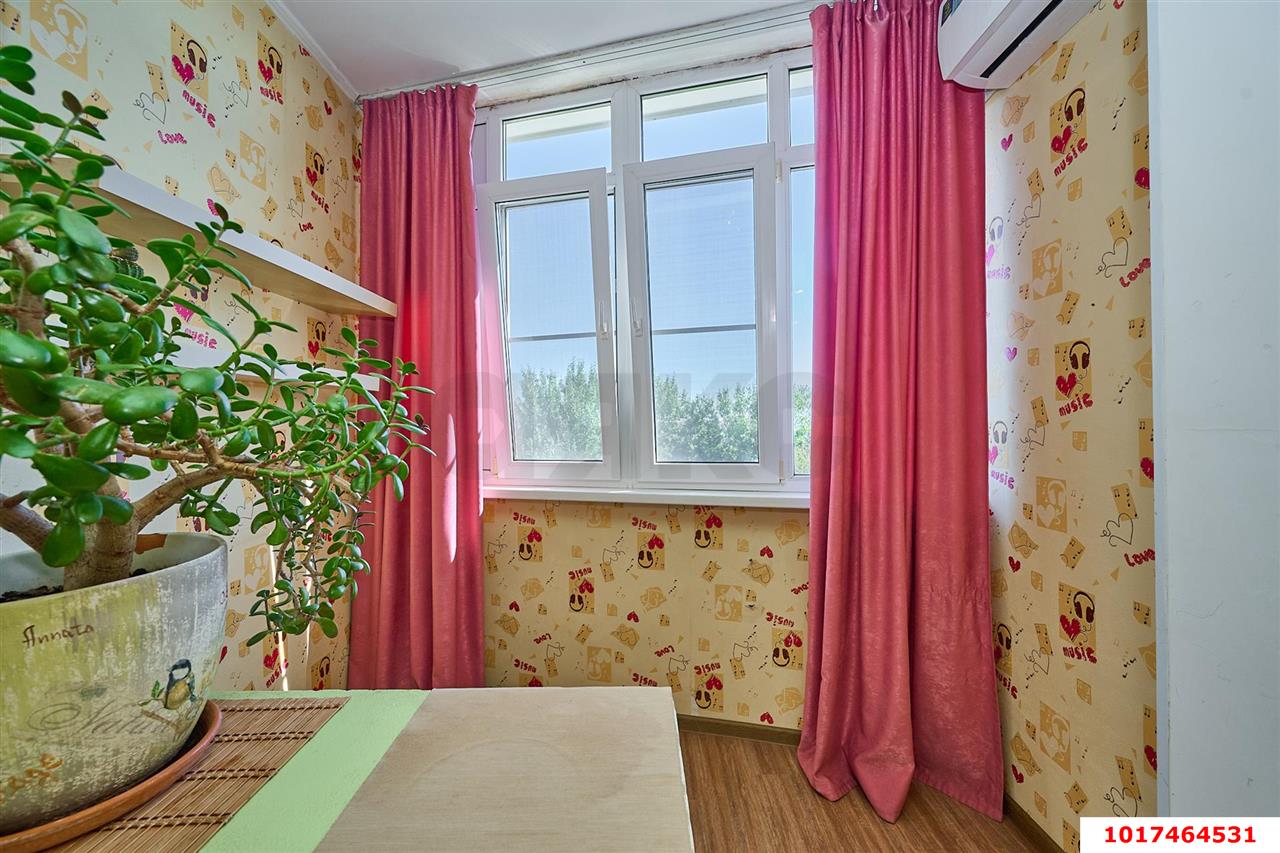 Фото №17: 4-комнатная квартира 81&nbsp;м², 7/10&nbsp;эт. - Краснодар, Западный внутригородской округ, мкр. Юбилейный, ул. Рождественская набережная, 21