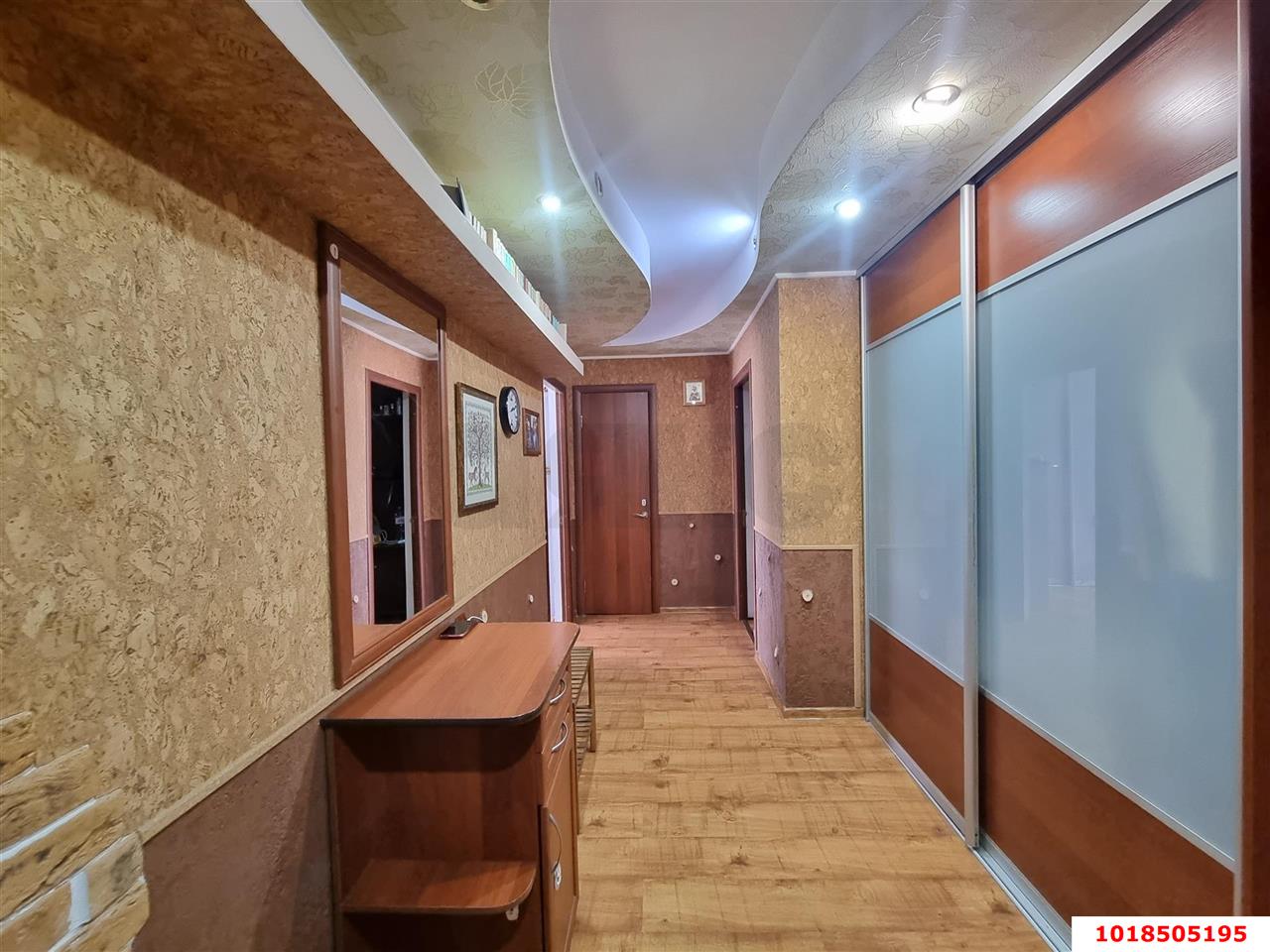 Фото №13: 3-комнатная квартира 71&nbsp;м², 2/12&nbsp;эт. - Краснодар, Западный внутригородской округ, мкр. Юбилейный, пр-кт Чекистов, 9