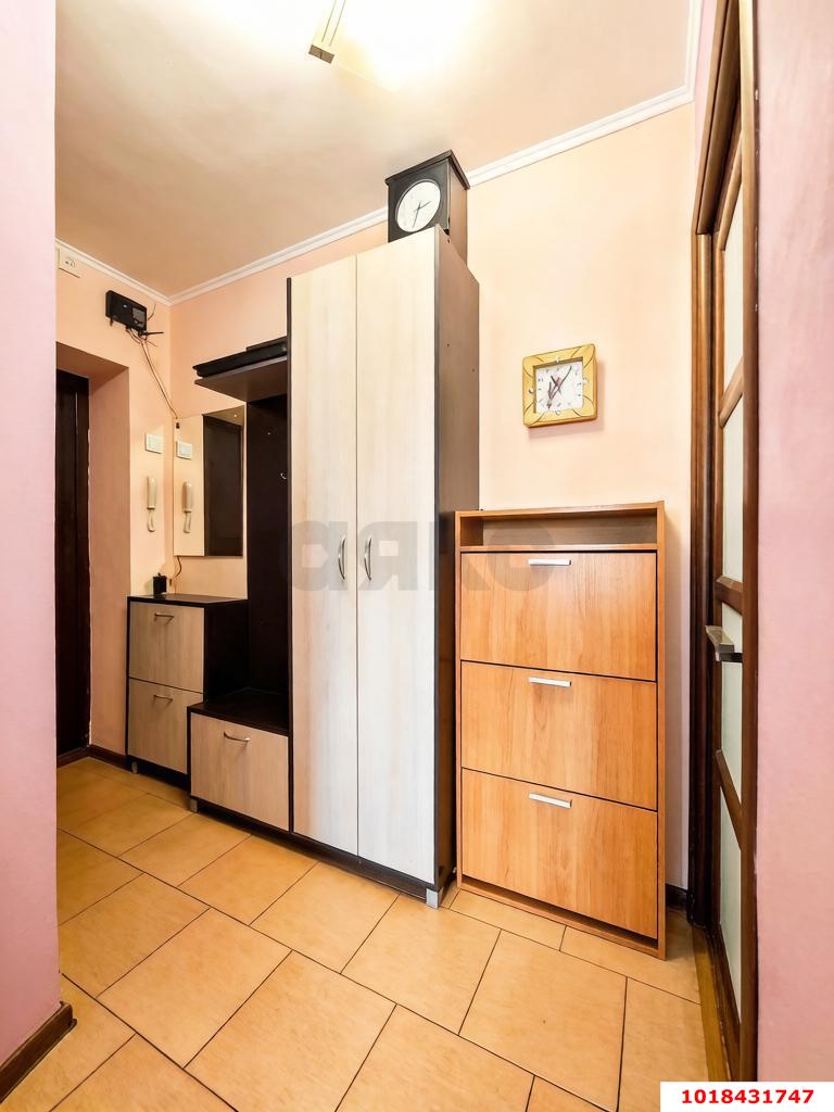 Фото №10: 2-комнатная квартира 45&nbsp;м², 5/5&nbsp;эт. - Краснодар, Прикубанский внутригородской округ, мкр. имени Маршала Жукова, ул. Кореновская, 15