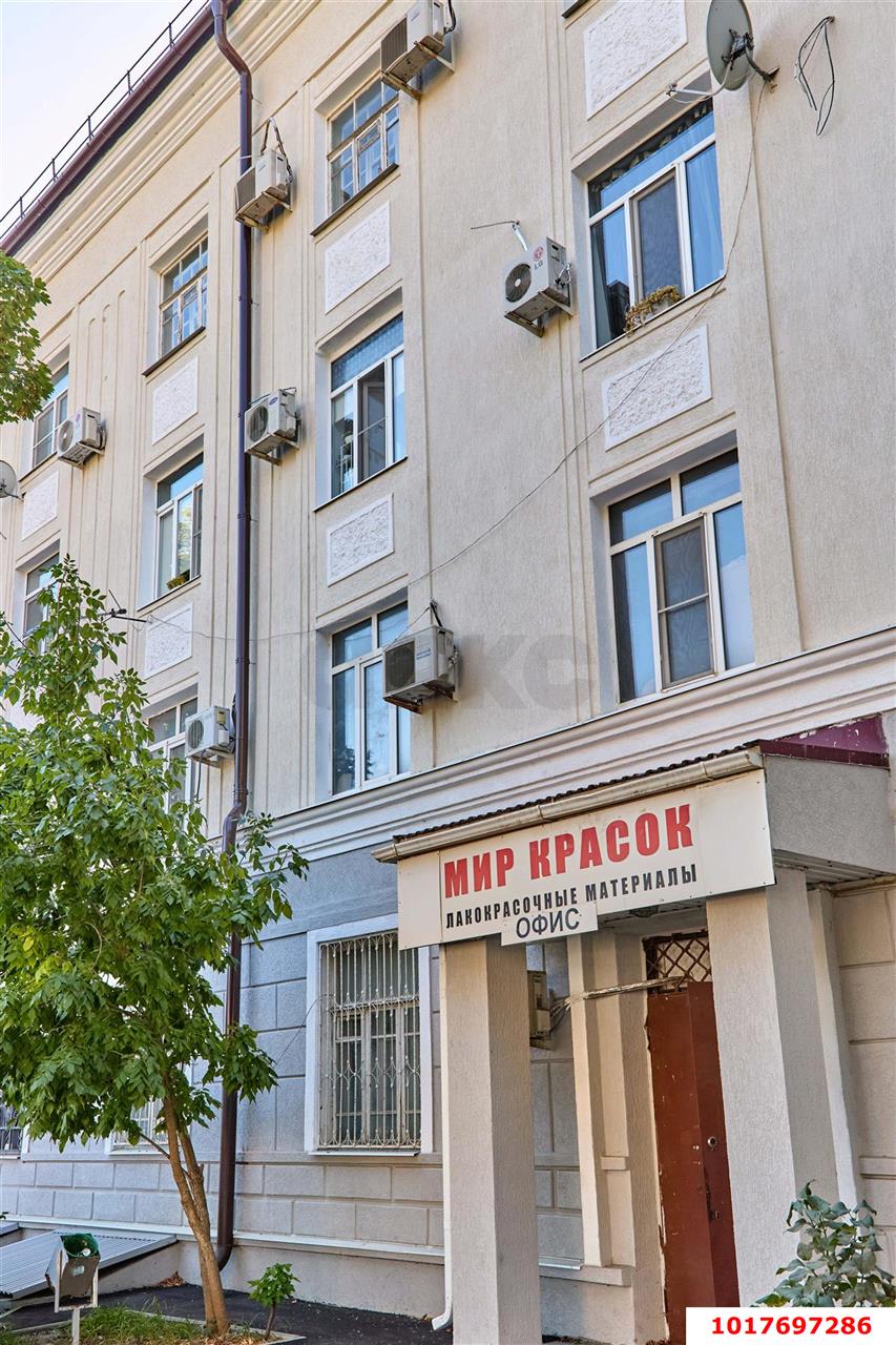 Фото №2: 4-комнатная квартира 97&nbsp;м², 3/4&nbsp;эт. - Краснодар, Западный внутригородской округ, мкр. Центральный, ул. Чкалова, 167
