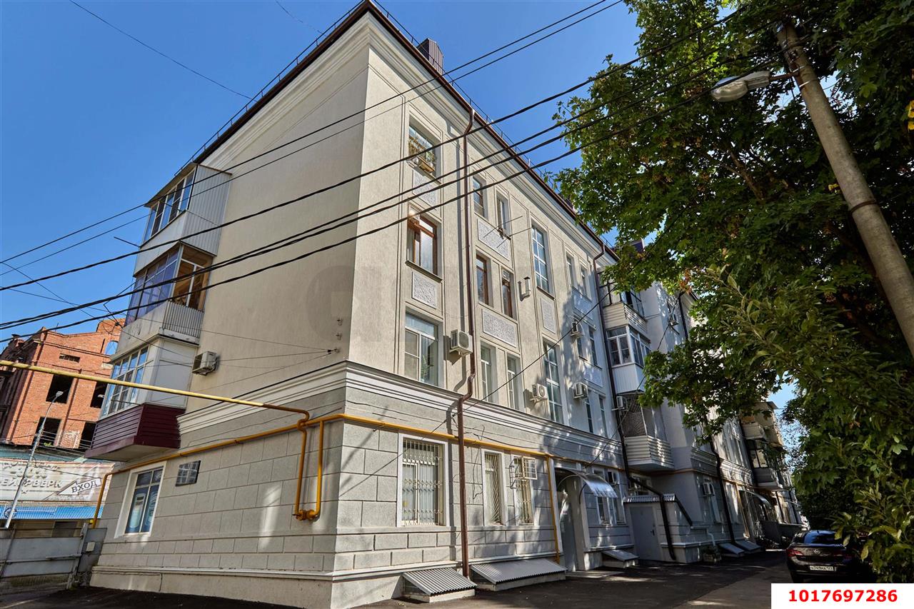 Фото №3: 4-комнатная квартира 97&nbsp;м², 3/4&nbsp;эт. - Краснодар, Западный внутригородской округ, мкр. Центральный, ул. Чкалова, 167