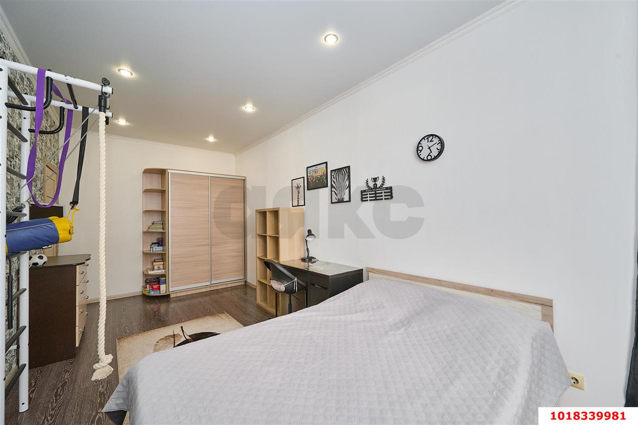 Фото №8: 3-комнатная квартира 90&nbsp;м², 15/18&nbsp;эт. - Краснодар, Прикубанский внутригородской округ, Фестивальный, Солнечный, мкр. ЖК Екатеринодар, пр-кт Константина Образцова, 6/1