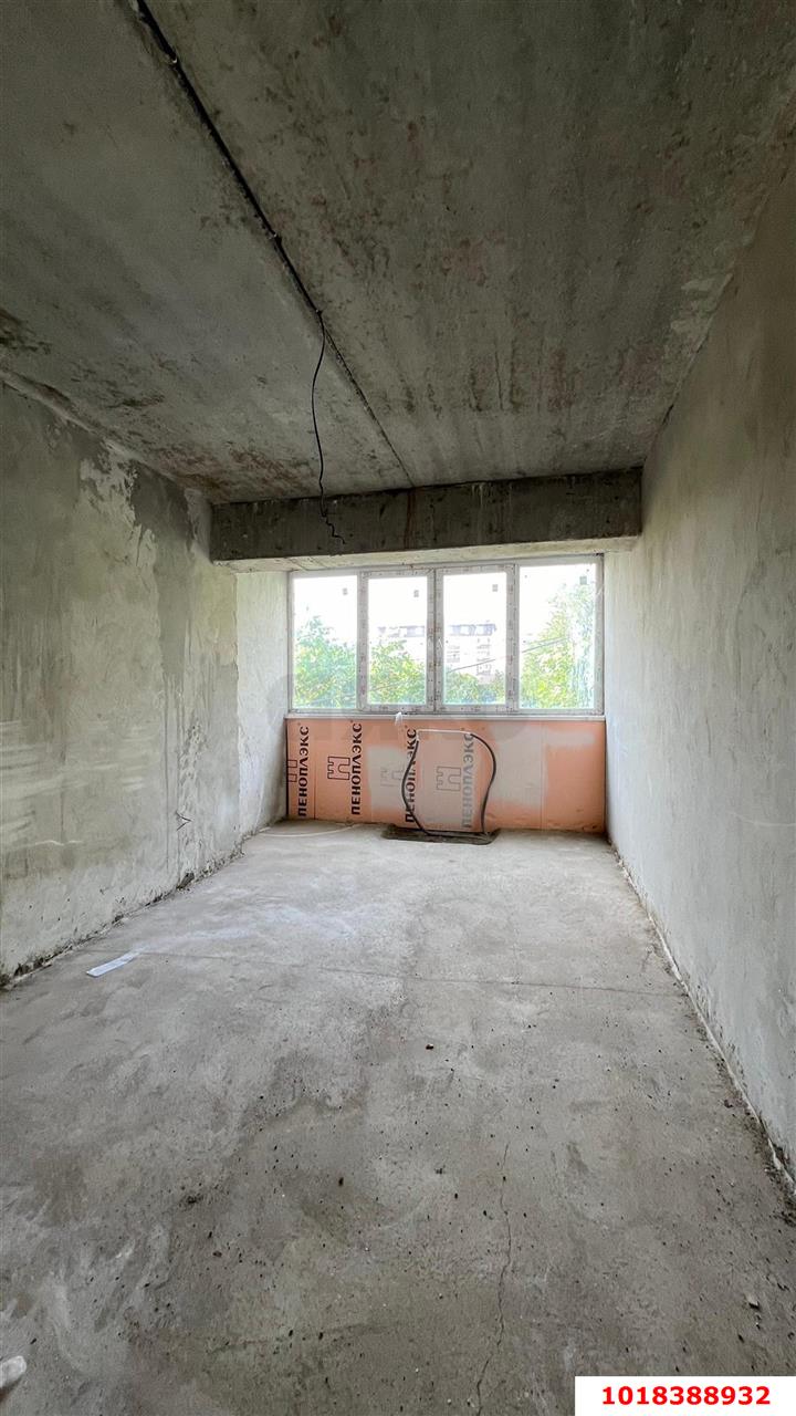 Фото №4: 4-комнатная квартира 110&nbsp;м², 2/6&nbsp;эт. - Берёзовый, Прикубанский внутригородской округ, мкр. Витаминкомбинат, ул. 2-я Целиноградская, 38/3