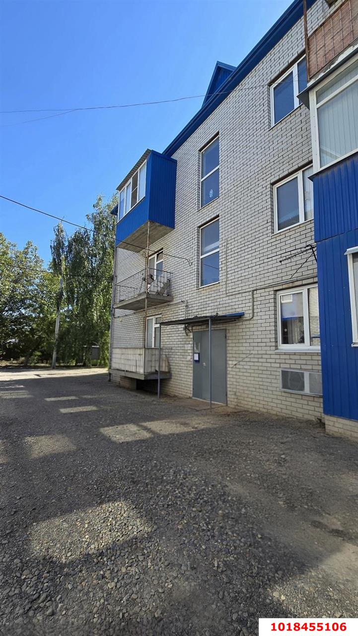 Фото №10: 1-комнатная квартира 35&nbsp;м², 3/4&nbsp;эт. - Краснодар, Прикубанский внутригородской округ, мкр. Новый, ул. 3-я Урожайная, 33
