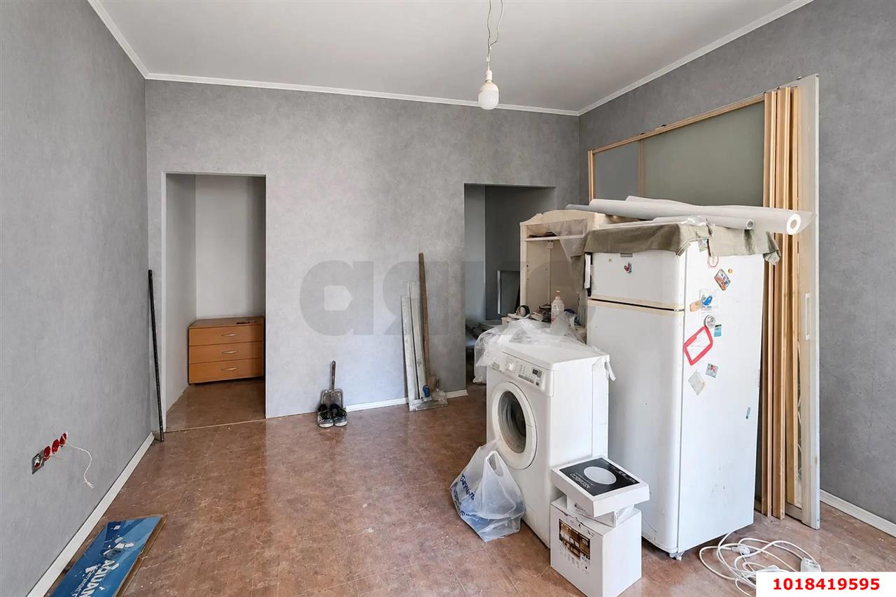 Фото №5: 2-комнатная квартира 27&nbsp;м², 1/1&nbsp;эт. - Краснодар, Центральный внутригородской округ, мкр. Центральный, ул. имени Максима Горького, 130