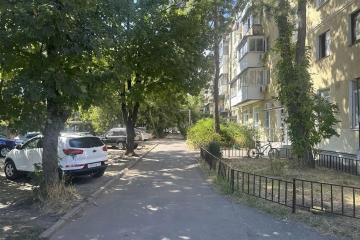 Фото №1: 2-комнатная квартира 45 м², 5/5 эт. - Краснодар, мкр. Гидростроителей, ул. Трудовой Славы, 17