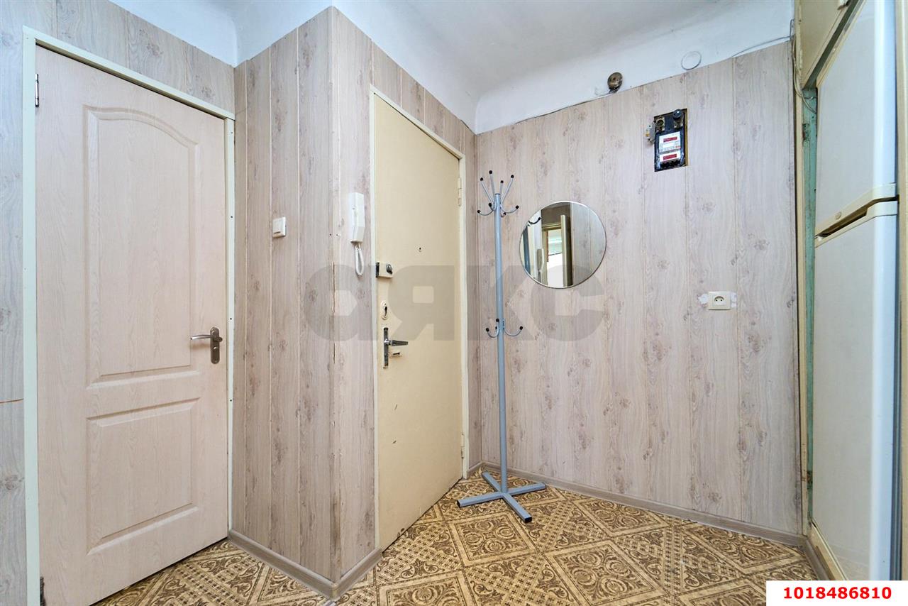 Фото №10: 3-комнатная квартира 54&nbsp;м², 5/5&nbsp;эт. - Краснодар, Центральный внутригородской округ, мкр. Черёмушки, ул. Бургасская, 4